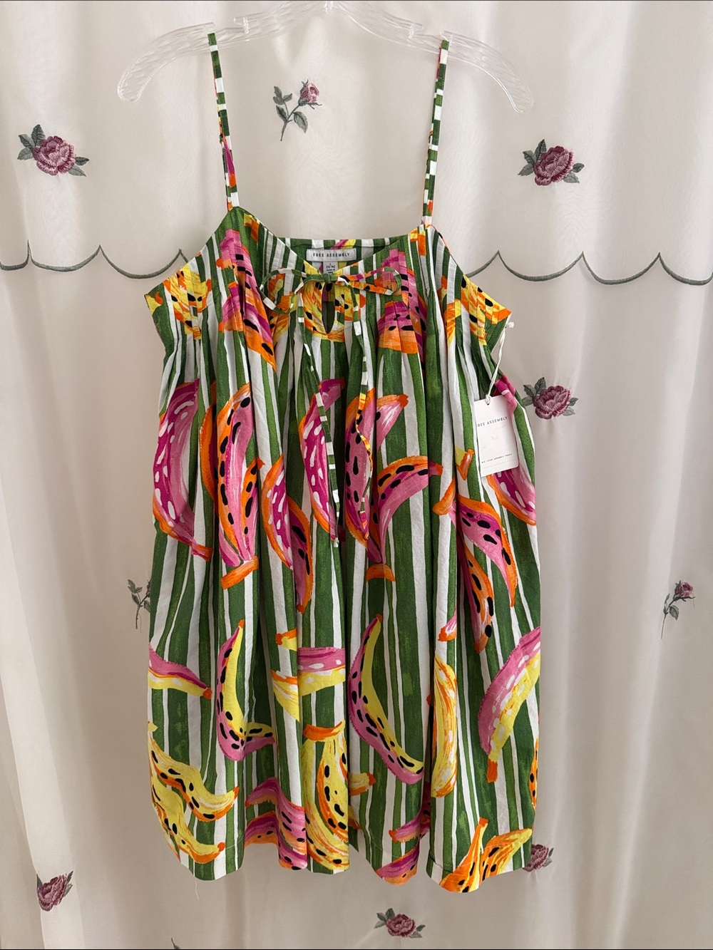 Knee Length Striped Green Banana-Print Sundress with Spaghetti Straps